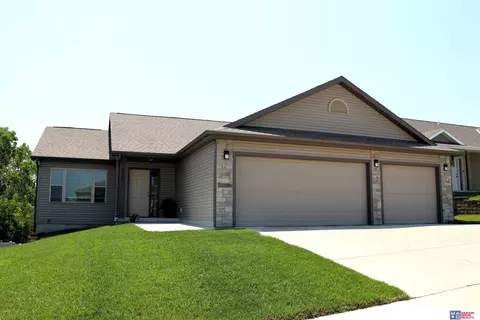 4321 W Rebecca Ln, Lincoln, NE 68528