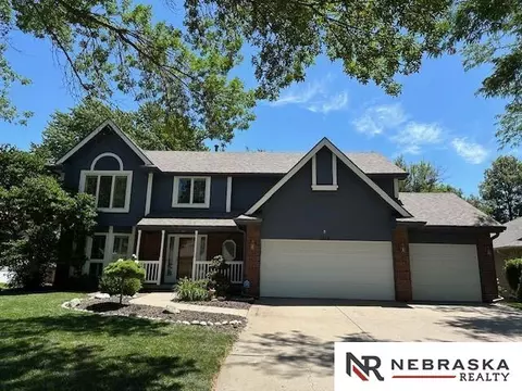 6103 S 102nd St, Omaha, NE 68127