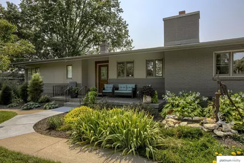 11808 N 36 St, Omaha, NE 68112