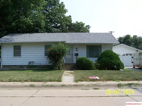 1421 Hoyt St, Beatrice, NE 68310