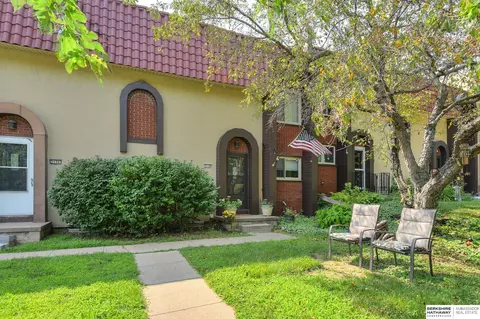 5138 N 105 St, Omaha, NE 68134