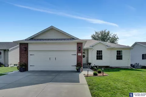 2420 SW Soukup Dr, Lincoln, NE 68522