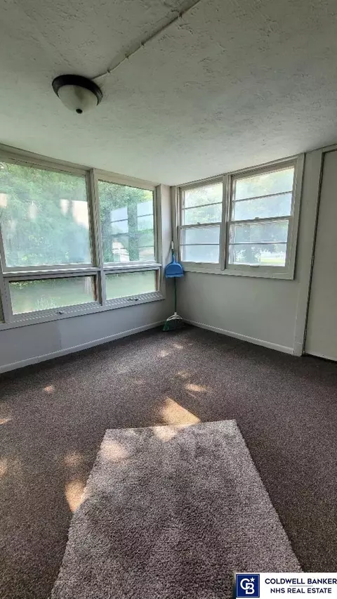 1509 May St, Beatrice, NE 68310 photo 3