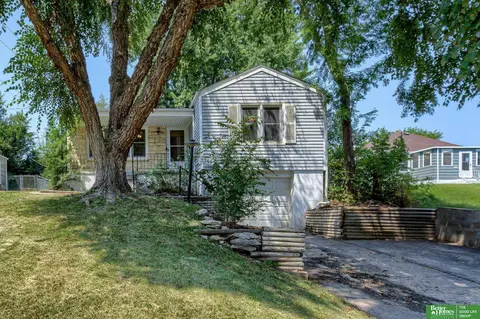 3344 Forest Lawn Ave, Omaha, NE 68112