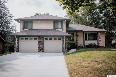 2214 S 148th Ave, Omaha, NE 68144