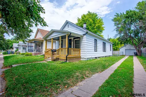 2534 Avenue B Ave, Council Bluffs, IA 51501