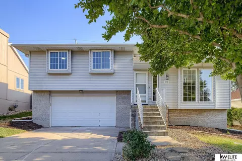 2516 Alberta Ave, Bellevue, NE 68147