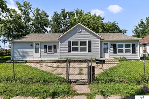 830 Elm St, Seward, NE 68434