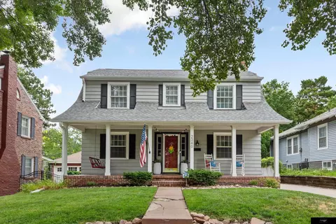 2340 S 27 St, Lincoln, NE 68502
