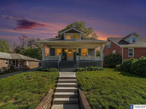 1649 Smith St, Lincoln, NE 68502