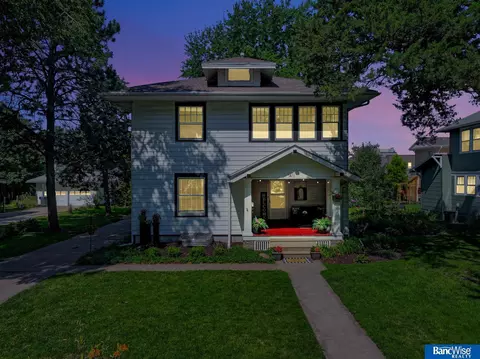 1411 N 37 St, Lincoln, NE 68503