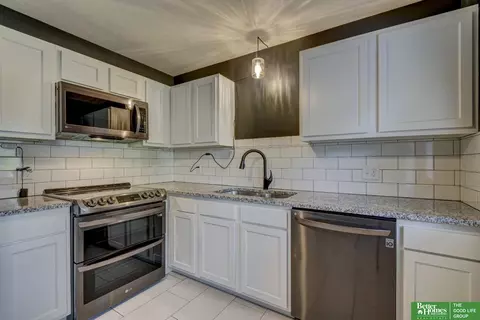 6629 A St, Omaha, NE 68106 photo 10