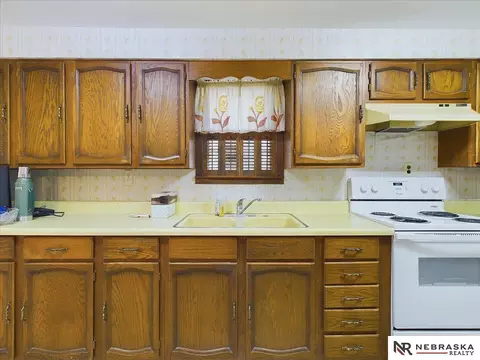 504 E 6th St, Wahoo, NE 68066 photo 5