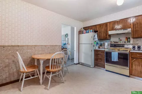1705 N 17th St, Beatrice, NE 68310 photo 8