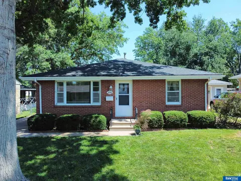 3236 N 58th St, Lincoln, NE 68507