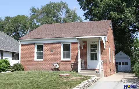 3534 B St, Lincoln, NE 68510