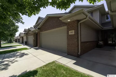 7905 Palmilla Ln, Lincoln, NE 68516