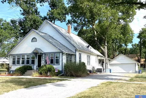 120 W L St, Wymore, NE 68466