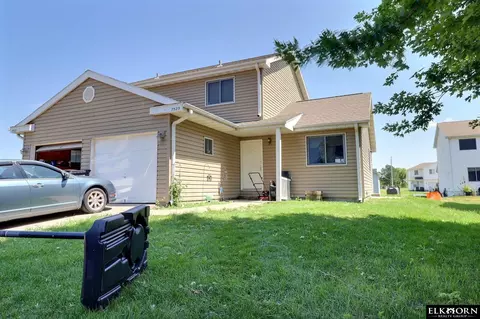 7527 N 285 Avenue Cir N #1 & 2, Valley, NE 68064