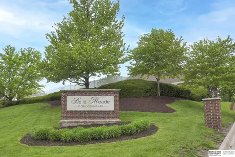 3310 N 147 Ct #2210, Omaha, NE 68116