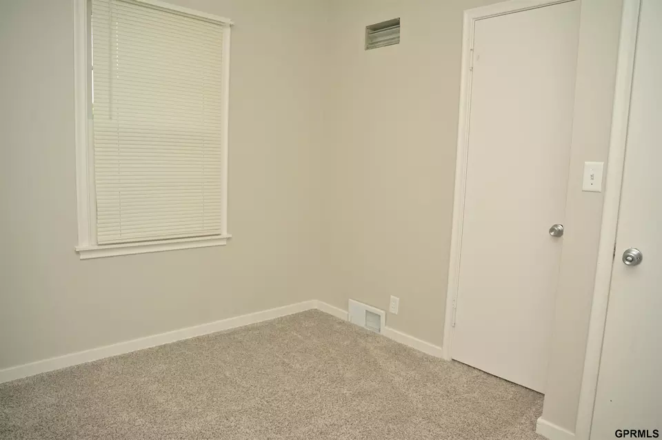 Bedroom - 3400 N 56th St, Lincoln, NE 68504 photo 2 of 4