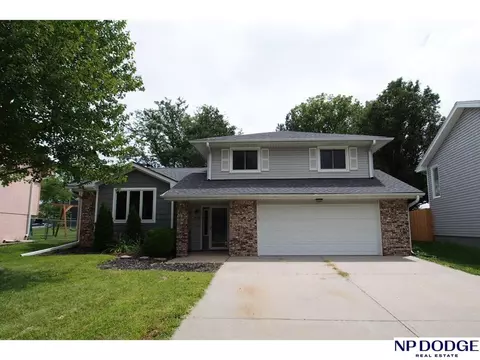 11609 Rambleridge Rd, Omaha, NE 68164