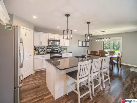 303 E 10th St, Firth, NE 68358 photo 4