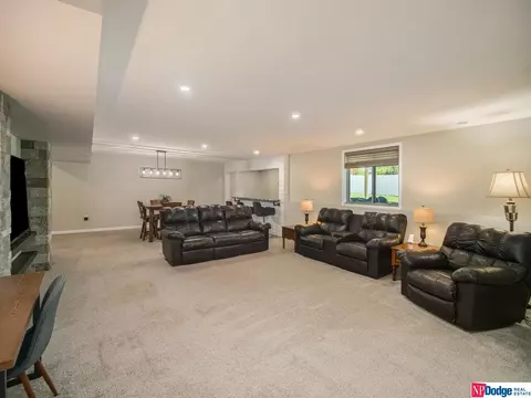 303 E 10th St, Firth, NE 68358 photo 18