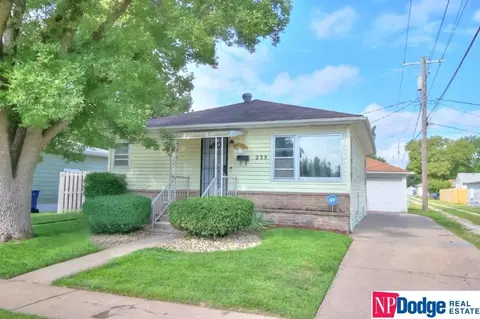 235 S Lincoln Ave, Fremont, NE 68025