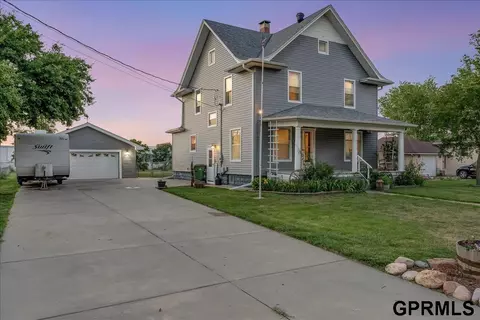 14510 Jamestown St, Waverly, NE 68462