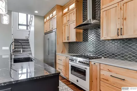 Kitchen - 18709 S 138th St, Springfield, NE 68059 photo 6 of 9