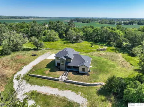 View/Area - 18709 S 138th St, Springfield, NE 68059 photo 1 of 12