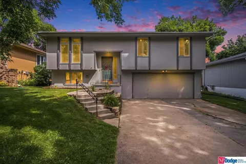 12742 Larimore Ave, Omaha, NE 68164