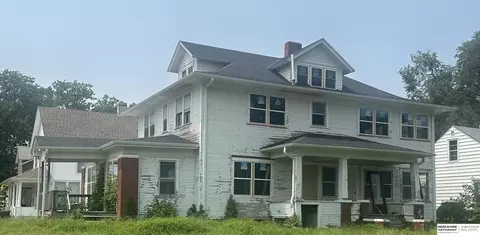 406 W 5th St, Fremont, NE 68025