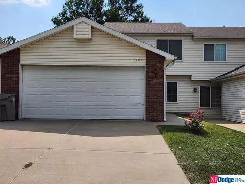 1147 Trimble St, Lincoln, NE 68522