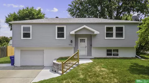 995 N 2nd Ave, Springfield, NE 68059 photo 2