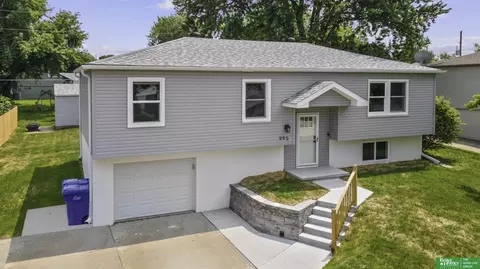 995 N 2nd Ave, Springfield, NE 68059 photo 4