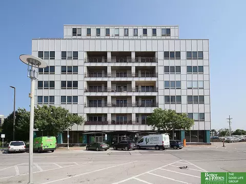 3000 Farnam St #S4A/S4R, Omaha, NE 68131