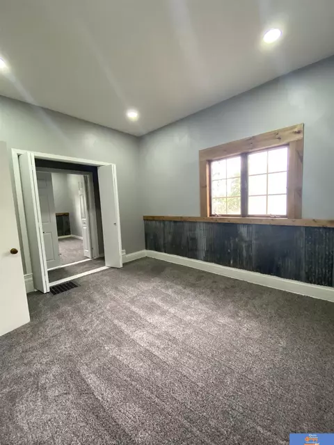 1122 S 6th St, Beatrice, NE 68310 photo 15