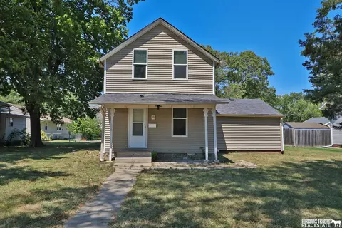 1608 Ella St, Beatrice, NE 68310