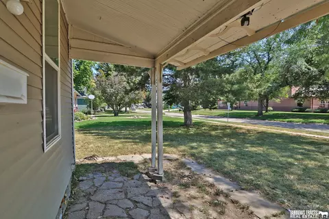 1608 Ella St, Beatrice, NE 68310 photo 5