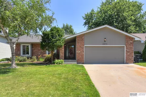 15270 Cuming St, Omaha, NE 68154