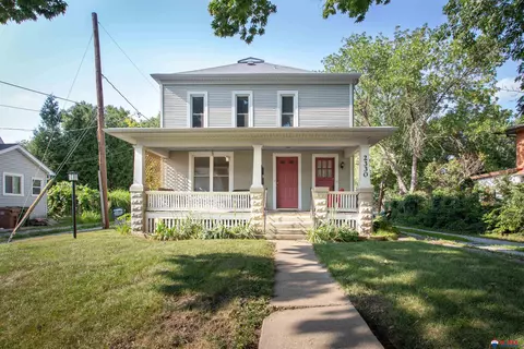 2330 Sumner St, Lincoln, NE 68502