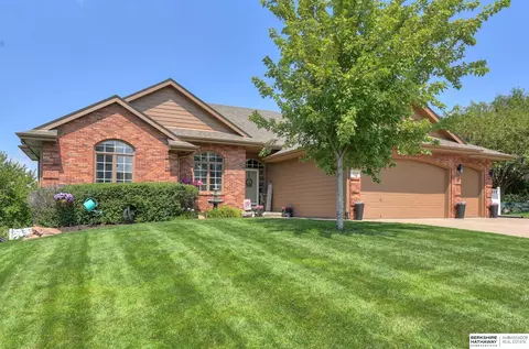 18310 Polk St, Omaha, NE 68135