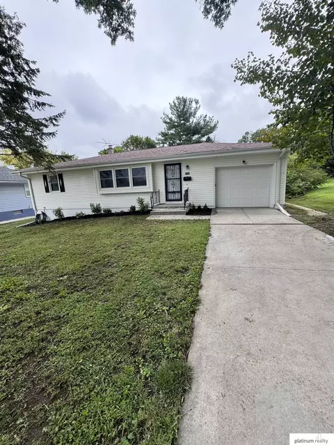 4131 N 60 Ave, Omaha, NE 68104