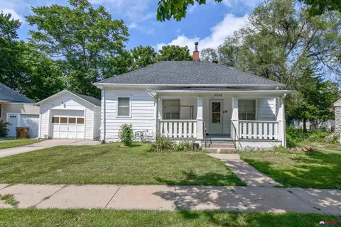 4920 Calvert St, Lincoln, NE 68506