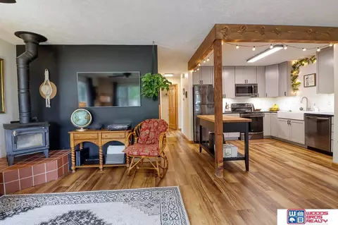 7209 Webster St, Lincoln, NE 68507