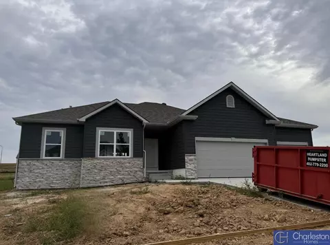 10331 S 207 St, Gretna, NE 68028