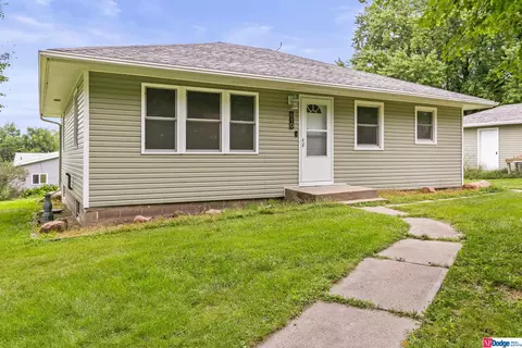 610 E 2 St, Weston, NE 68070