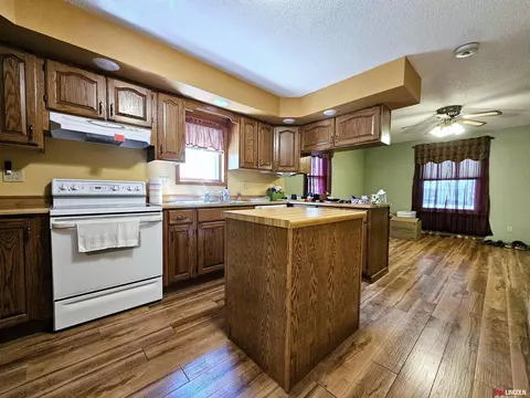 508 S Saunders Ave, Sutton, NE 68979 photo 8